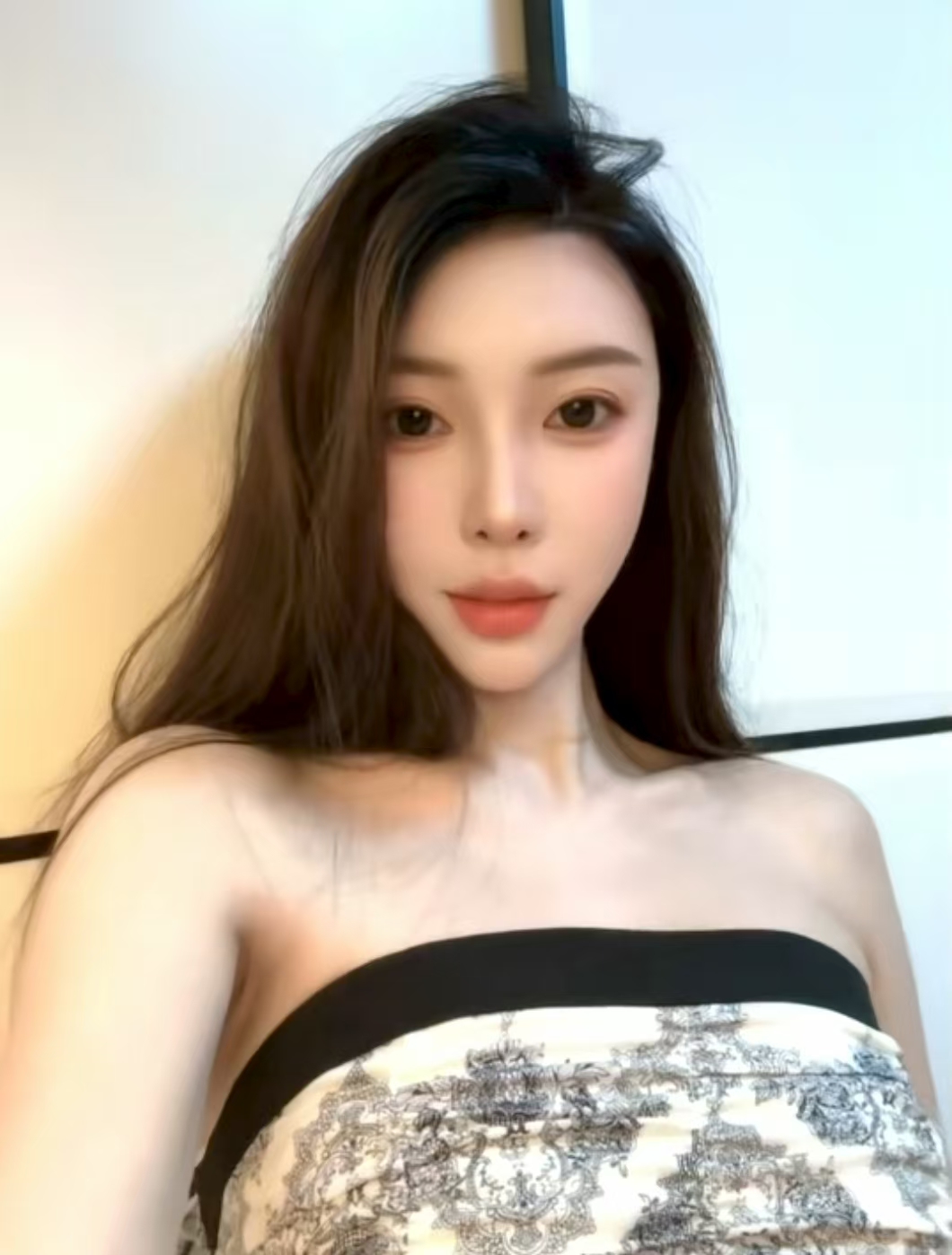 韩佳